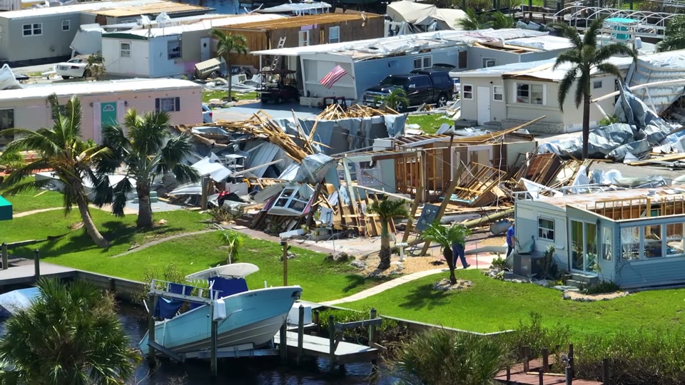 Hurricane damage to a mobile manufactured home in Florida