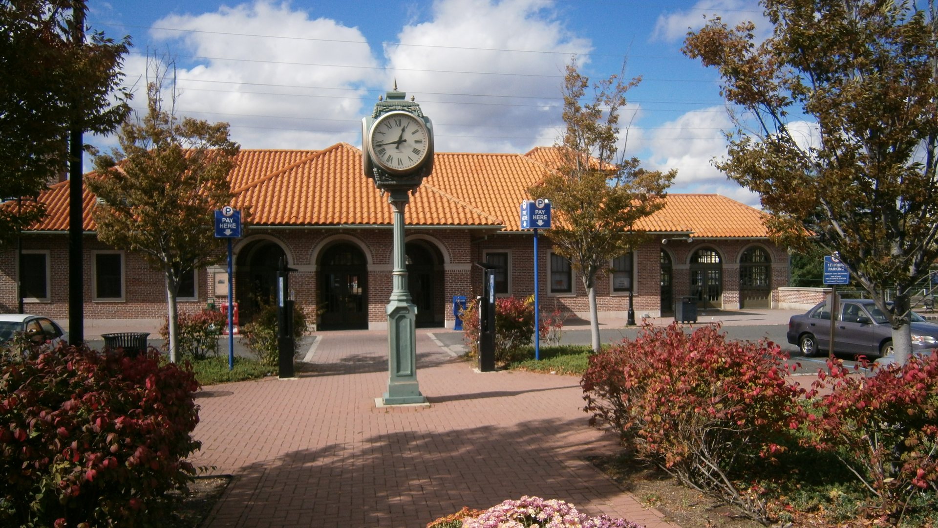 The train station plaza in Perth Amboy, New Jersey